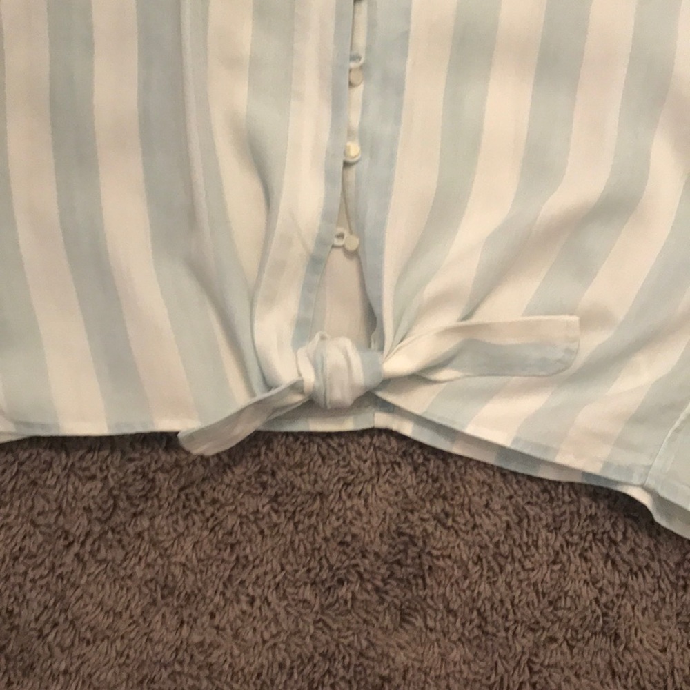 Rails Tie Front Top. Chambray And White Stripe - image 2